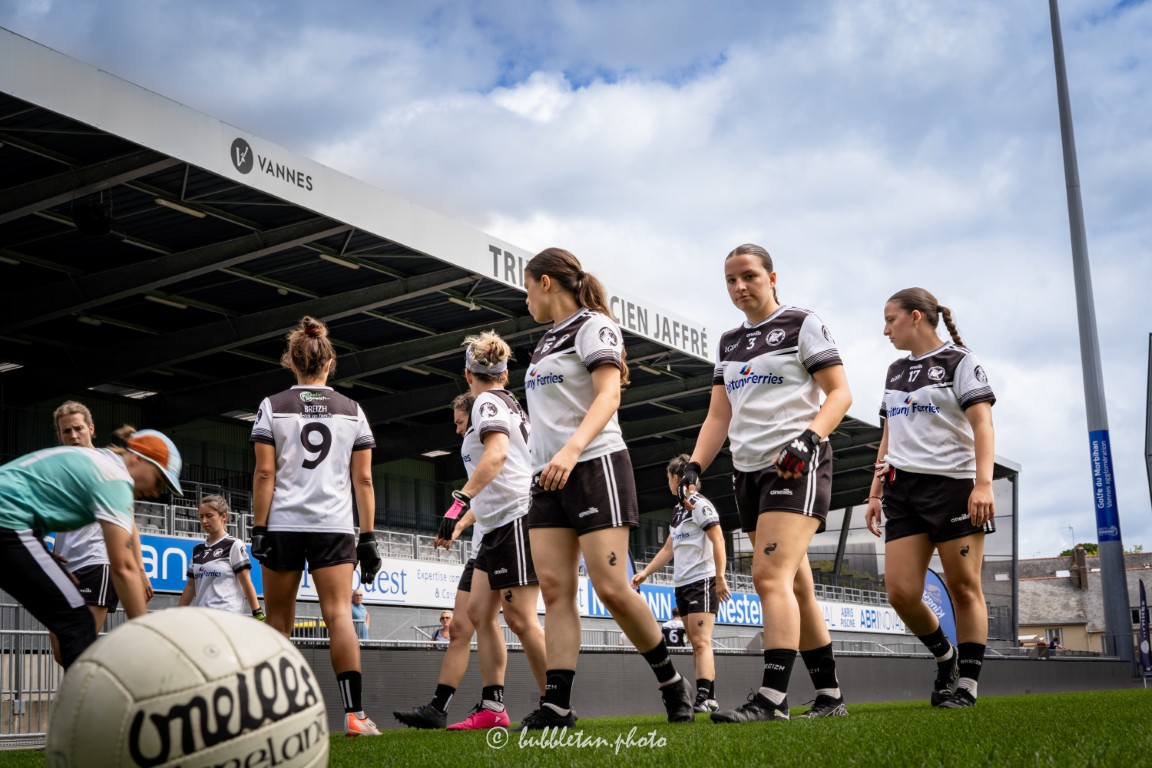 Photo : Bubble Tan L'équipe de Bretagne de football gaélique à La Rabine - Euro 2025